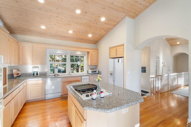 1360 Canterbury Drive, Kings Beach, CA 96143