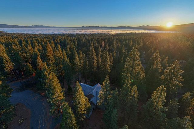 1360 Canterbury Drive, Kings Beach, CA 96143