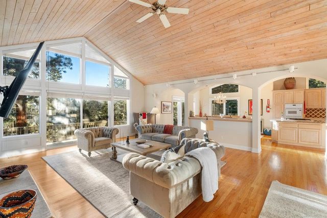 1360 Canterbury Drive, Kings Beach, CA 96143