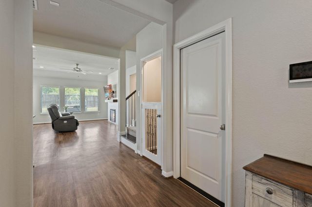 2328 Hagerman Road, Conroe, TX 77384