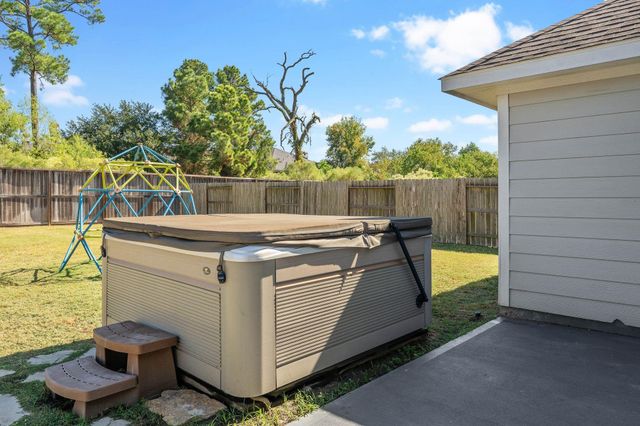 2328 Hagerman Road, Conroe, TX 77384