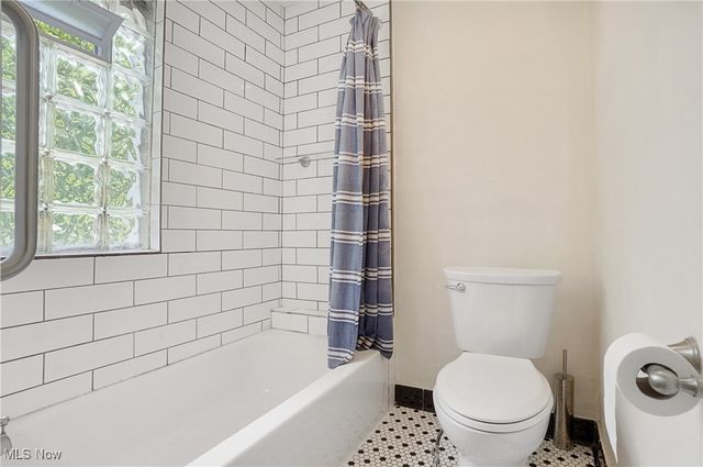 4144 Helena Avenue, Youngstown, OH 44512