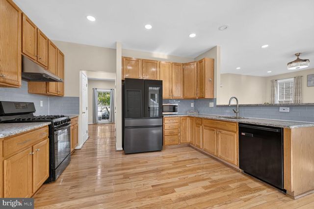 18906 PORTERFIELD WAY, Germantown, MD 20874