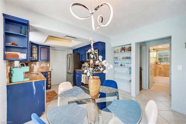 1170 Martinique CT, Marco Island, FL 34145