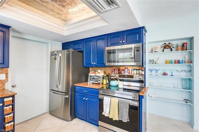 1170 Martinique CT, Marco Island, FL 34145