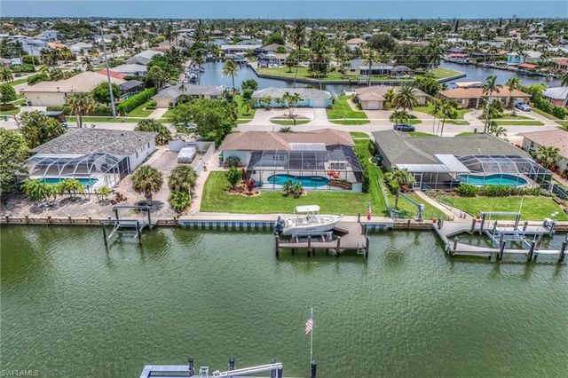 1170 Martinique CT, Marco Island, FL 34145