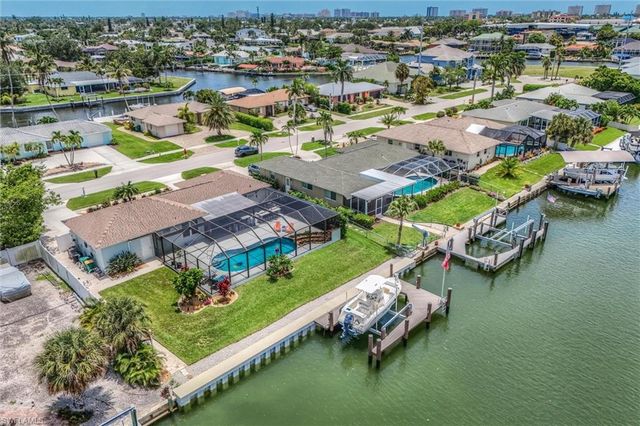 1170 Martinique CT, Marco Island, FL 34145