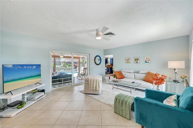 1170 Martinique CT, Marco Island, FL 34145