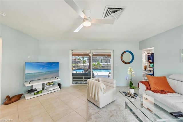 1170 Martinique CT, Marco Island, FL 34145