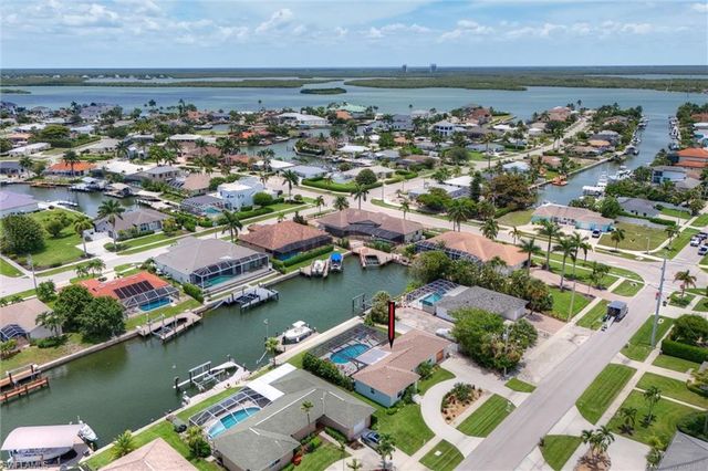 1170 Martinique CT, Marco Island, FL 34145