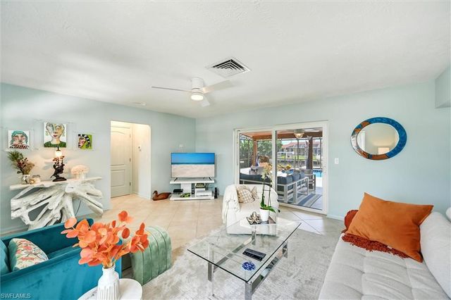 1170 Martinique CT, Marco Island, FL 34145