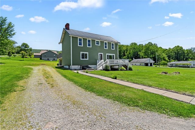 242 Hopwood Coolspring Road, North Union Twp, PA 15445