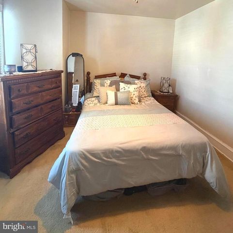 5524 N 6TH ST, Philadelphia, PA 19120
