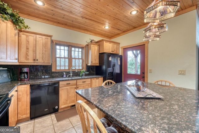 40 Teagan Way, Hiawassee, GA 30546