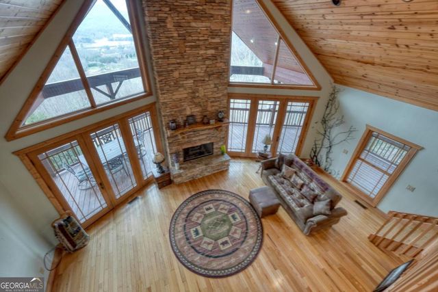 40 Teagan Way, Hiawassee, GA 30546