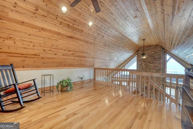 40 Teagan Way, Hiawassee, GA 30546