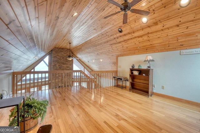 40 Teagan Way, Hiawassee, GA 30546