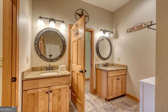 40 Teagan Way, Hiawassee, GA 30546