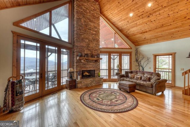 40 Teagan Way, Hiawassee, GA 30546