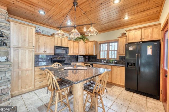 40 Teagan Way, Hiawassee, GA 30546