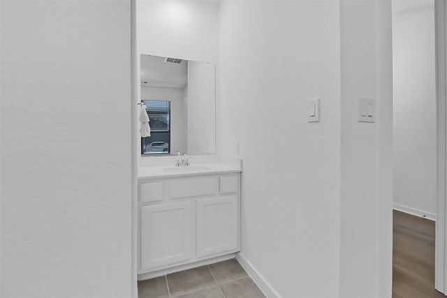 12331 Palmetto Drive, Mont Belvieu, TX 77523