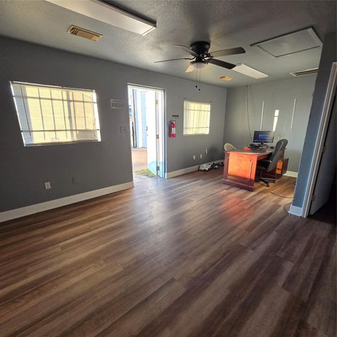 215 Fresa Road, Pasadena, TX 77502