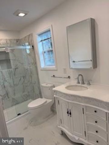 4500 N CHELSEA LN, Bethesda, MD 20814