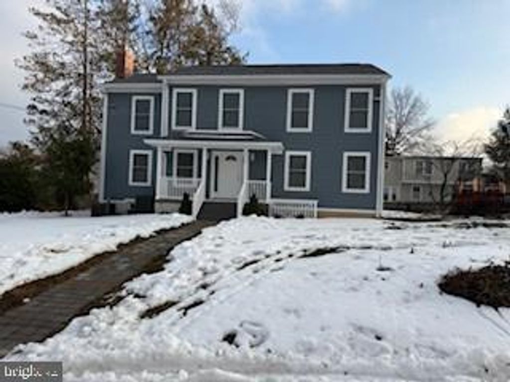 4500 N CHELSEA LN, Bethesda, MD 20814