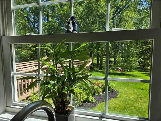 1081 Bright Stream, Webster, NY 14580
