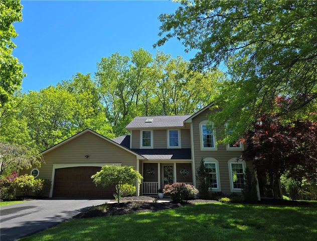 1081 Bright Stream, Webster, NY 14580