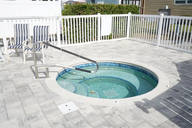 5494 FAIRFIELD AVENUE S 9, Gulfport, FL 33707