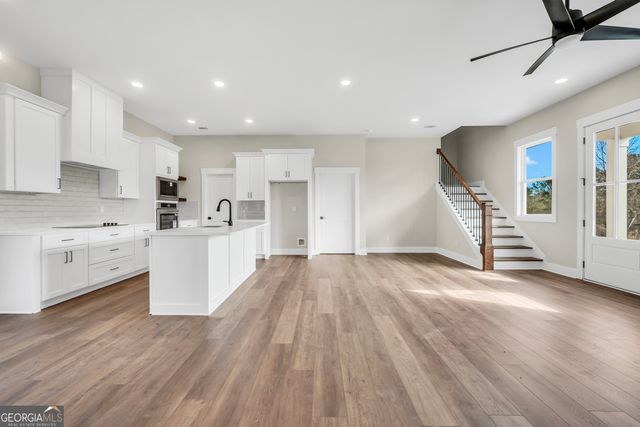 277 E Knight Rd, Mcdonough, GA 30252