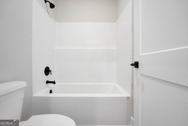 277 E Knight Rd, Mcdonough, GA 30252