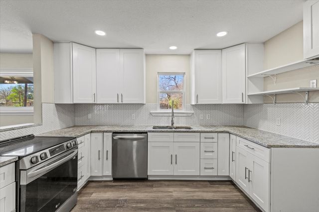 3517 Garwood Drive, North Richland Hills, TX 76117