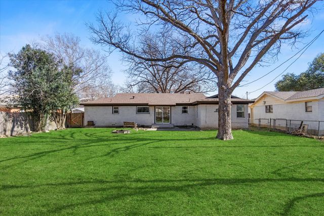 3517 Garwood Drive, North Richland Hills, TX 76117