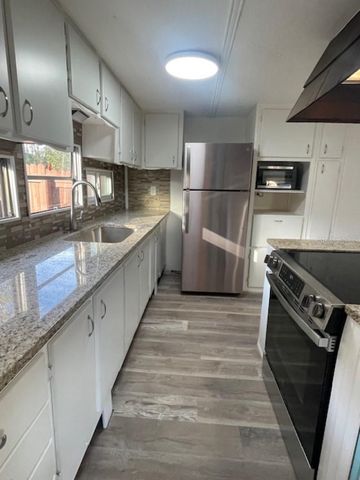 1647 FLOUNDER STREET, St Cloud, FL 34771