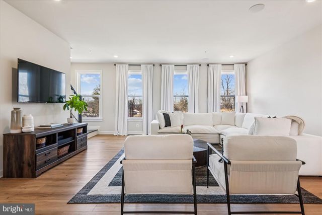 13709 HUNT VALLEY CT, Cockeysville, MD 21030