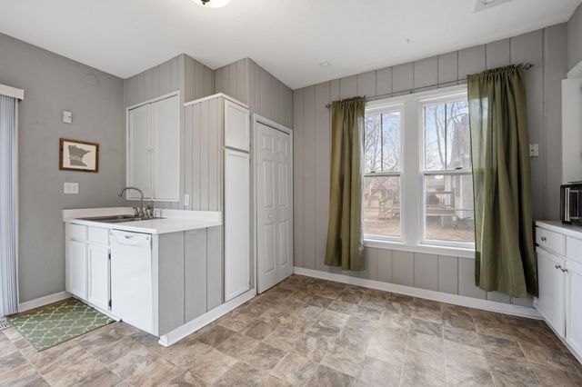 1763 9th Street, White Bear Lake, MN 55110