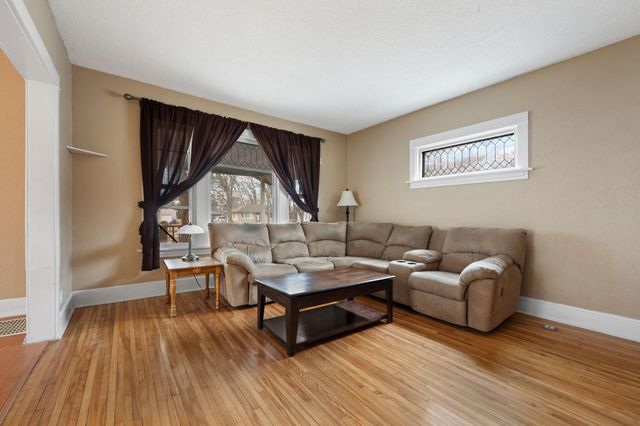 1763 9th Street, White Bear Lake, MN 55110