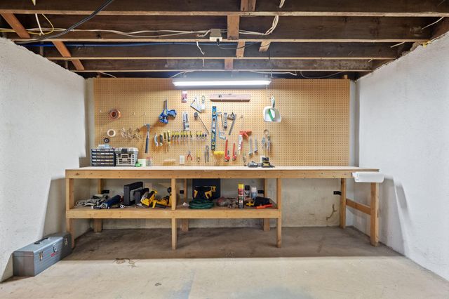 1763 9th Street, White Bear Lake, MN 55110