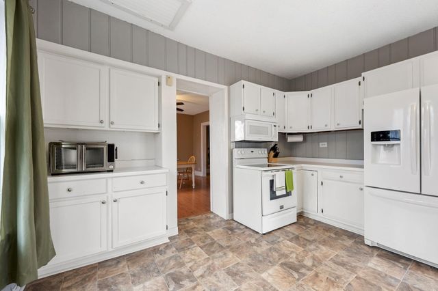 1763 9th Street, White Bear Lake, MN 55110