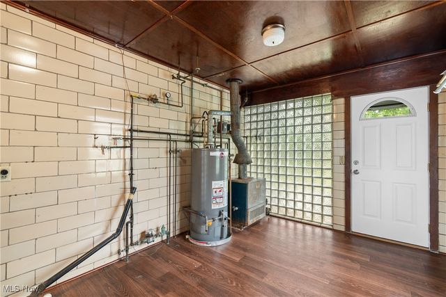 1720 Lincoln Way E, Massillon, OH 44646