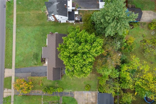 1720 Lincoln Way E, Massillon, OH 44646