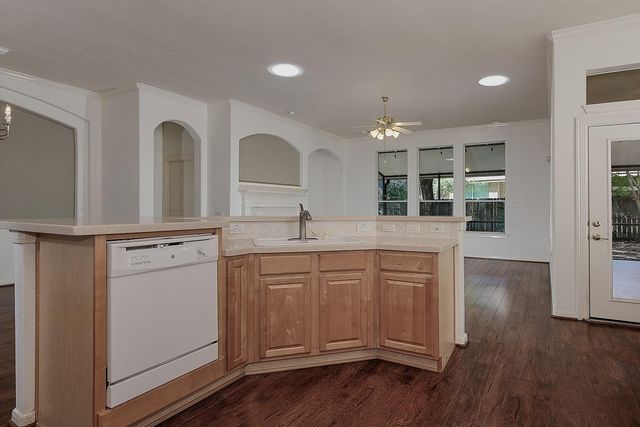 7 Coachman Ridge Place, The Woodlands, TX 77382