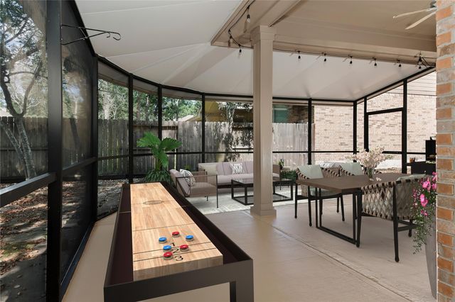 7 Coachman Ridge Place, The Woodlands, TX 77382