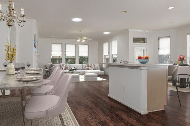 7 Coachman Ridge Place, The Woodlands, TX 77382