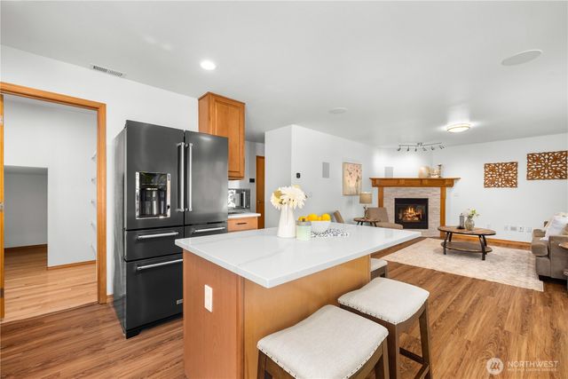 7018 Allman Avenue SE, Snoqualmie, WA 98065