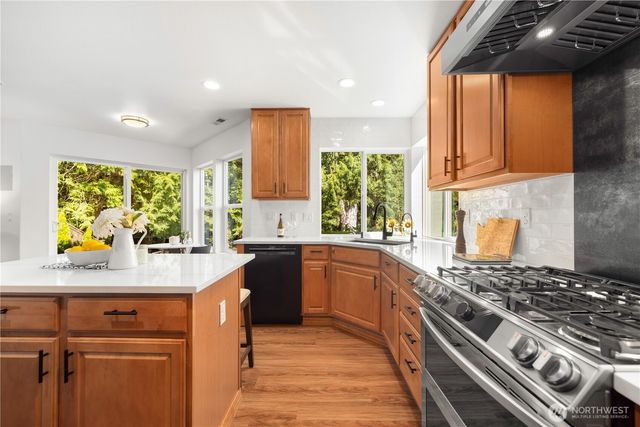 7018 Allman Avenue SE, Snoqualmie, WA 98065