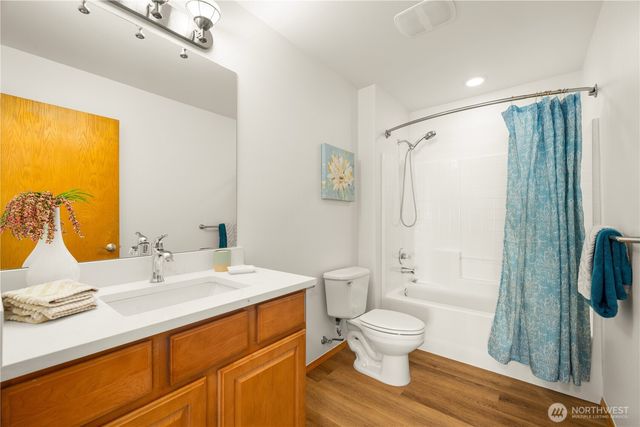 7018 Allman Avenue SE, Snoqualmie, WA 98065