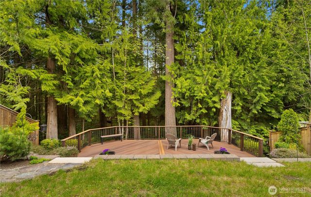 7018 Allman Avenue SE, Snoqualmie, WA 98065